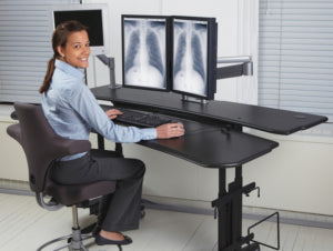 Benefits of Adjustable Desks for Healthcare Professionals