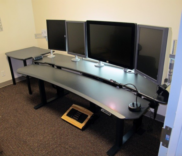 3Plus - Ergonomic Dual Surface Workstation