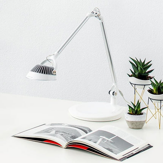Humanscale Element Vision Task Light