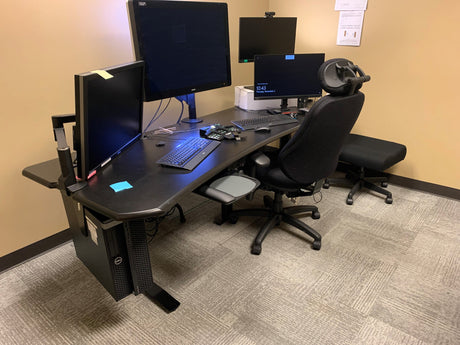 Best Standing Desk for Radiologists – Ergonomic PACS Workstation