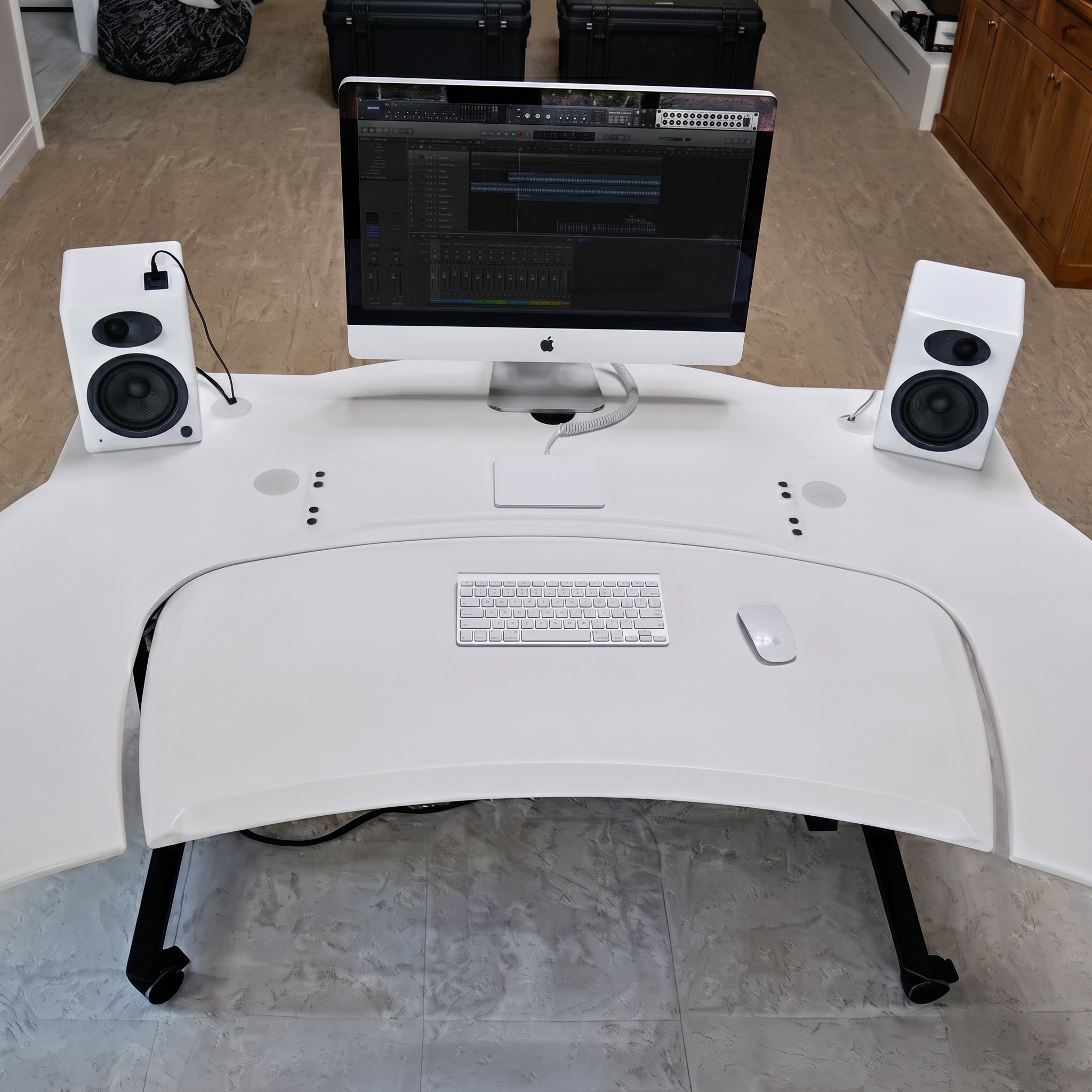 FLEXO Wrap - Dual Surface 2 Leg Sit-Stand Workstation: 74X48