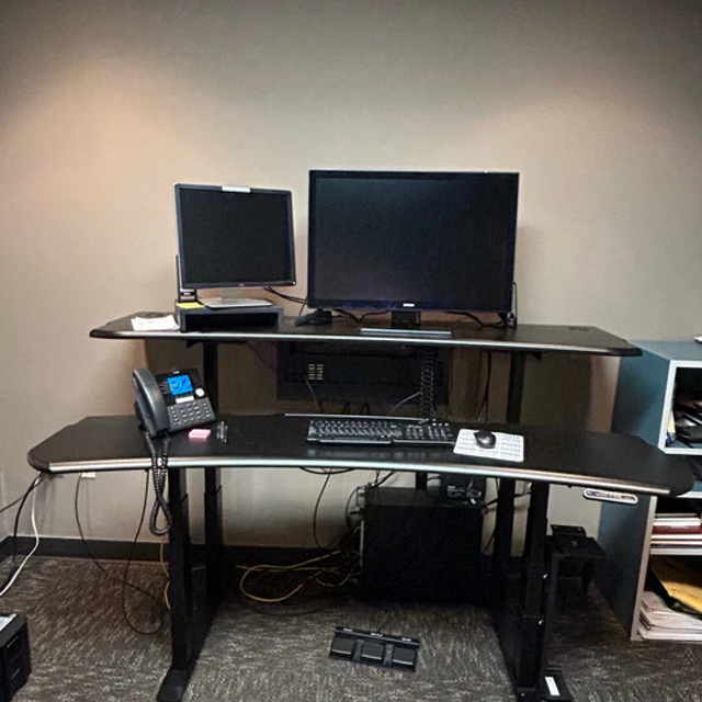 3Plus - Ergonomic Dual Surface Workstation